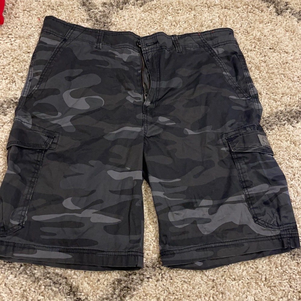 Men’s camouflage shorts